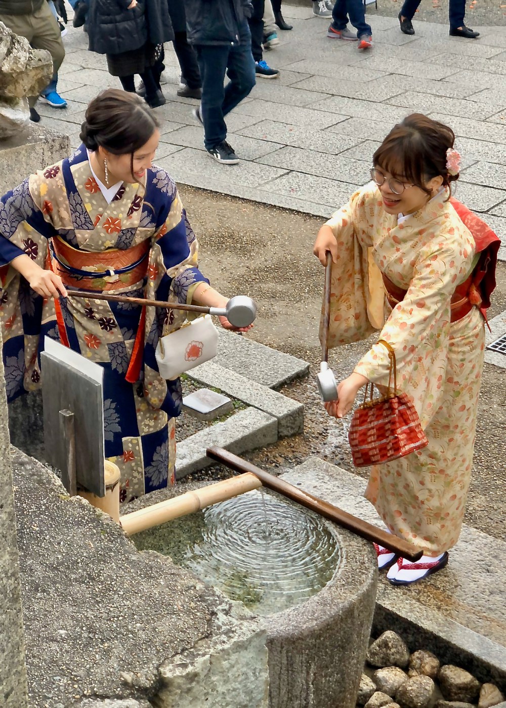 6EFC447C-4408-44AC-A2FB-0D7317507211